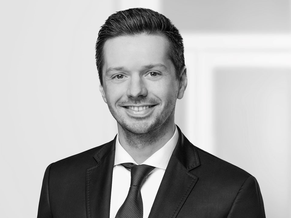 Dr. Szymon  Kohlhepp